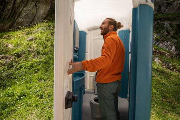 Portable bathroom rental in Shell Valley, ND